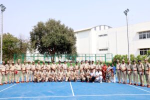 తెలంగాణ స్టేట్ పోలీస్ అకాడమీ (TGPA) డైరెక్టర్ అభిలాష బిష్త్ నూతన టెన్నిస్ కోర్ట్‌ను రిబ్బన్ కట్ చేసి ప్రారంభిస్తున్న దృశ్యం.