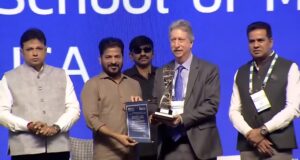 హైదరాబాద్లో బయోఆసియా 2026 ప్రారంభం: గ్లోబల్ లైఫ్ సైన్సెస్ హబ్గా తెలంగాణ హైదరాబాద్ హైటెక్స్లో బయోఆసియా 2026 సదస్సును జ్యోతి ప్రజ్వలన చేసి ప్రారంభిస్తున్న సీఎం రేవంత్ రెడ్డి మరియు మంత్రి శ్రీధర్ బాబు.