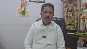 హైడ్రా కమిషనర్కు ఎమ్మెల్యే మాధవరం కృష్ణారావు సవాల్: ఆ 1310 ఎకరాలు ఎక్కడ ఉన్నాయి? "కూకట్పల్లి సున్నం చెరువు భూమి వివాదం – ఎమ్మెల్యే మాధవరం కృష్ణారావు హైడ్రా కమిషనర్కు సవాల్