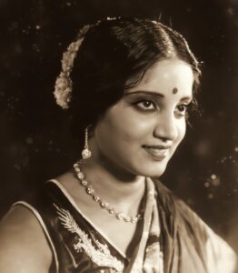 నటి కాంచనమాల మాలపిల్ల సినిమా గెటప్