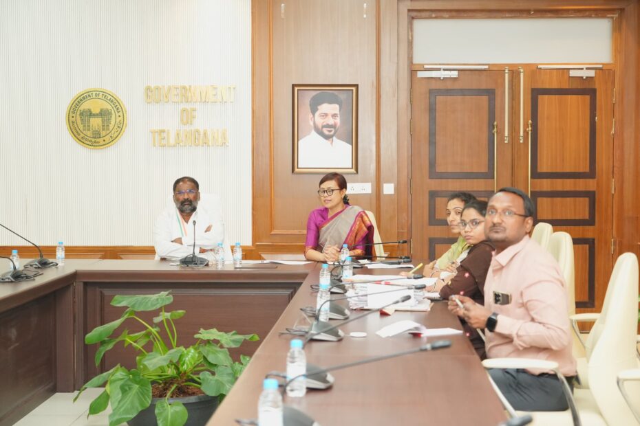 Minister Wakiti Srihari reviewing Sports Department budget and policy with officials at Secretariat