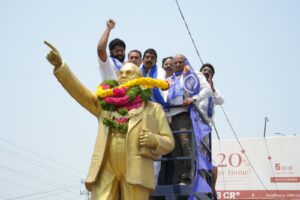 Ambedkar Jayanti : నిజాంపేట్ సర్కిల్లో అంబేద్కర్ జయంతి వేడుకలు.. అన్నదాన కార్యక్రమం Ambedkar Jayanti celebrations by BJP leaders in Nizampet.