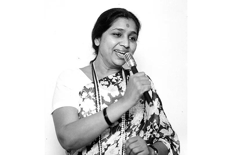 Legendary Singer Asha Bhosle (1933-2026)